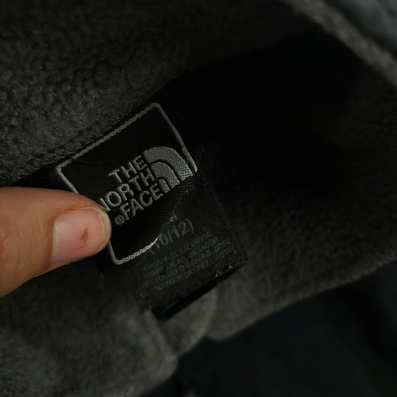 The North Face black and Gray youth Medium jacket - Picture 3 of 7